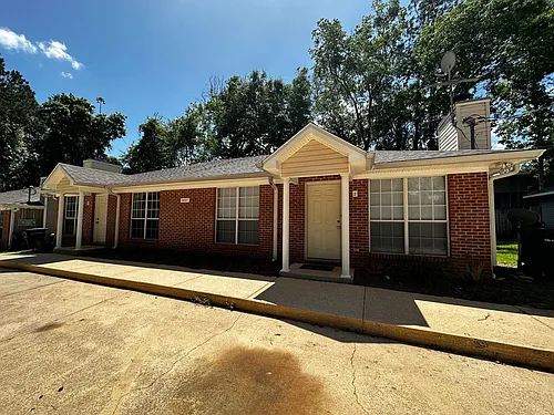 2437 Raymond Diehl Rd #2 Photo 1