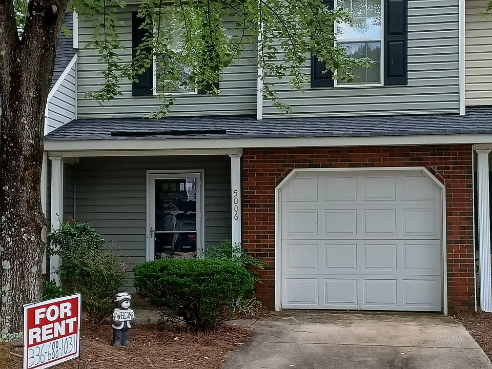 5006 Bartholomews Ln #TOWN HOUSE
