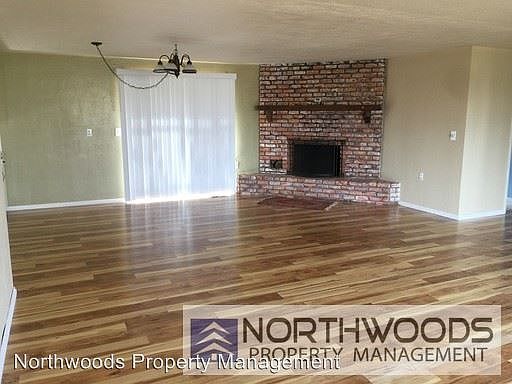 4th image of 3285 Britt Ave