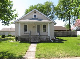 564 Park Dr, Bethalto, IL