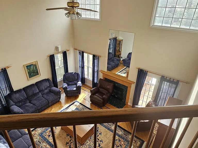 1577 Country Club Ln — Photo 26