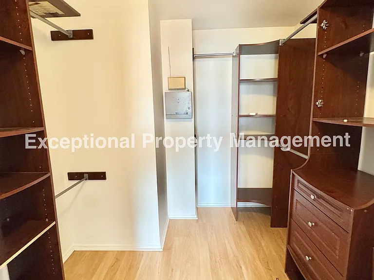 16202 Trailwinds Dr — Photo 10