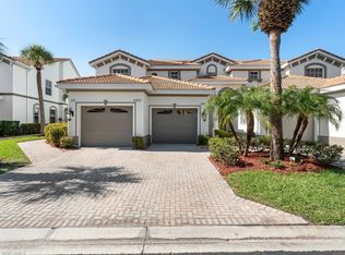 6821 Sterling Greens Dr APT 201, Naples, FL 34104