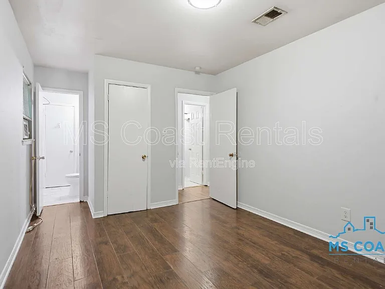 1601 Lewis Ave — Photo 14
