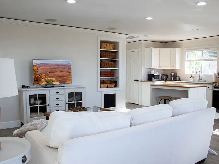 37645 Via De Los Arboles #B — Photo 6