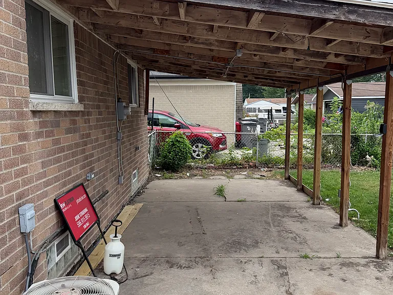 19405 Opal St — Photo 17