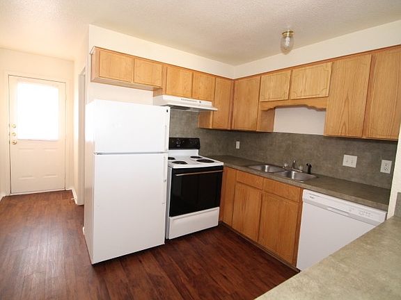4th image of 4106 Gus Dr APT B