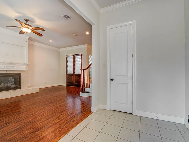 10205 Brooktree Dr — Photo 5