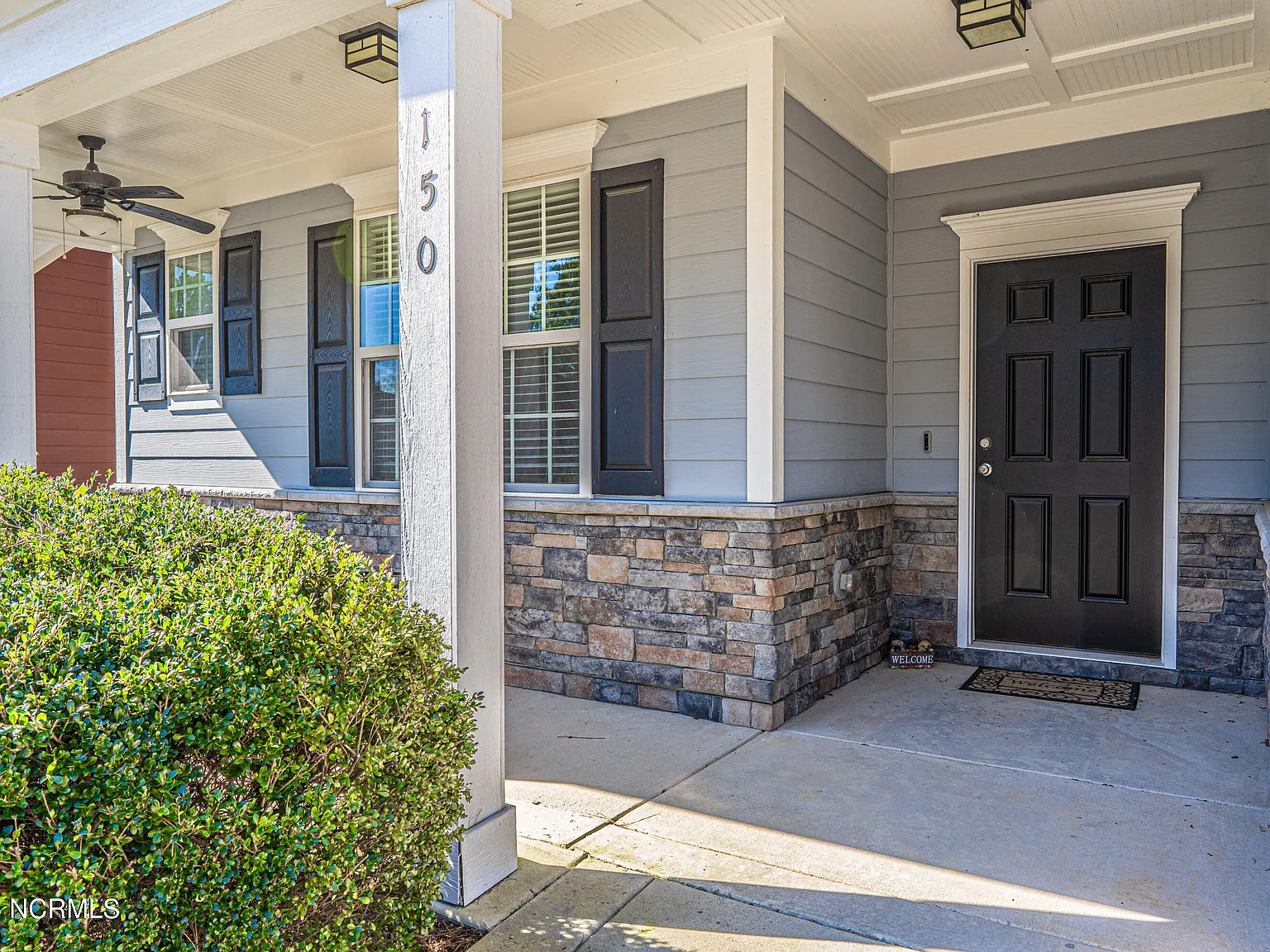 3 bed, 2.0 bath, 1679 sqft, $2,400 — Photo 3