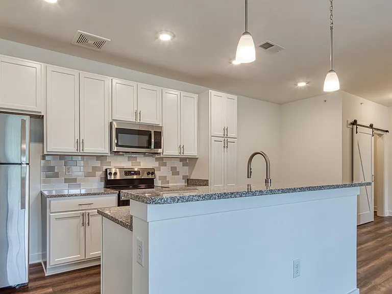 The Apartments at Hallstead Reserve. Modern. Welcoming. Authentically Suffolk. — Photo 102