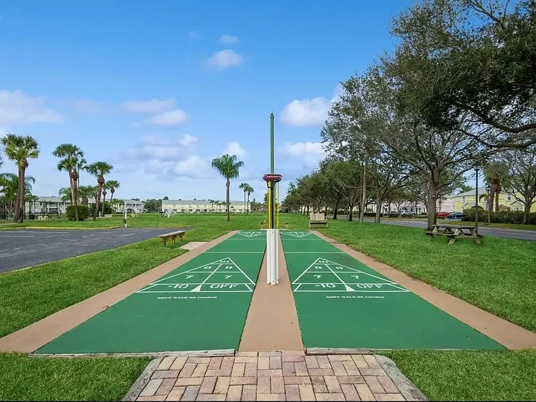 4985 Coquina Key Dr SE #D — Photo 13