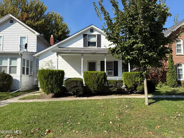 419 Clinton St, Elmore, OH 43416