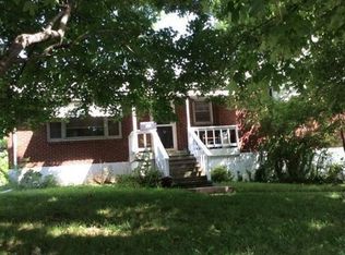 319 Bluebird Ln, Frankfort, KY 40601