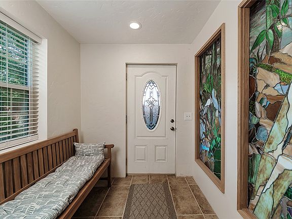 5th image of 108 3rd Ave
