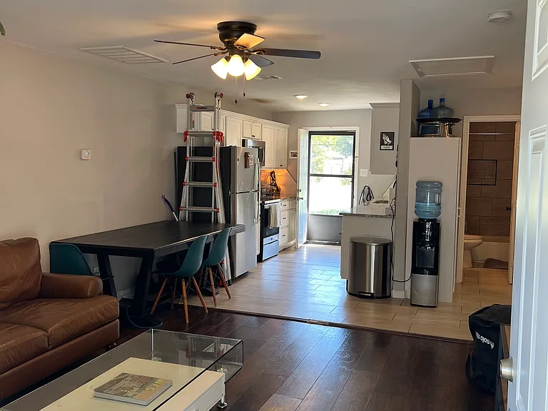 510 NE 18th St #510 — Photo 6