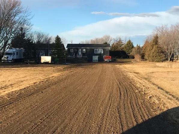 21461 399th Ave, Huron, SD 57350