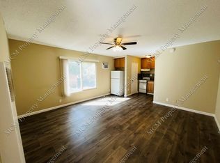 487-19419 Victory, Reseda, CA 91335