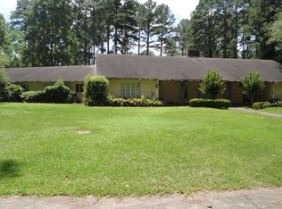 813 Partee Dr, Magnolia, AR 71753