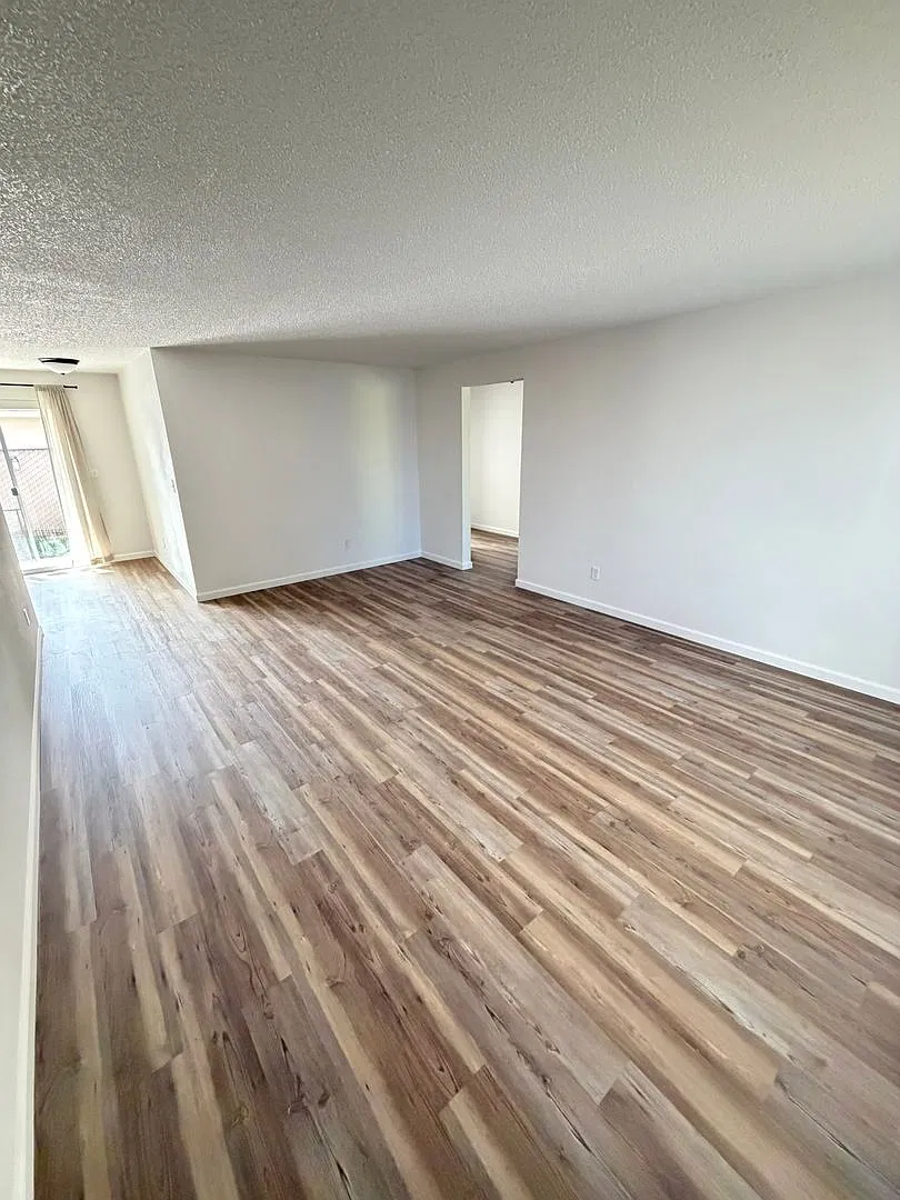 2240 Jefferson Ct SE — Photo 1