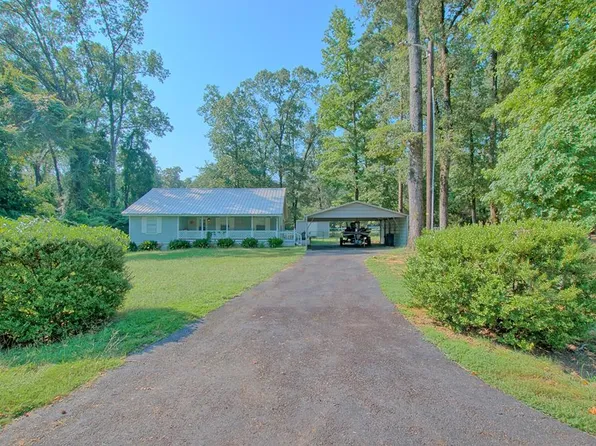 910 Lakeshore Dr, Hemphill, TX 75948