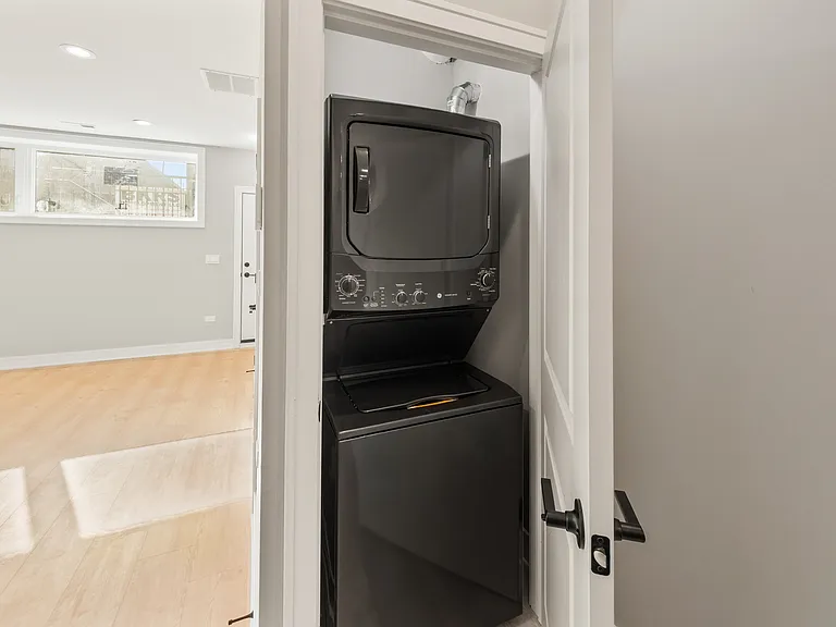 6639 S Langley Ave #1 — Photo 12