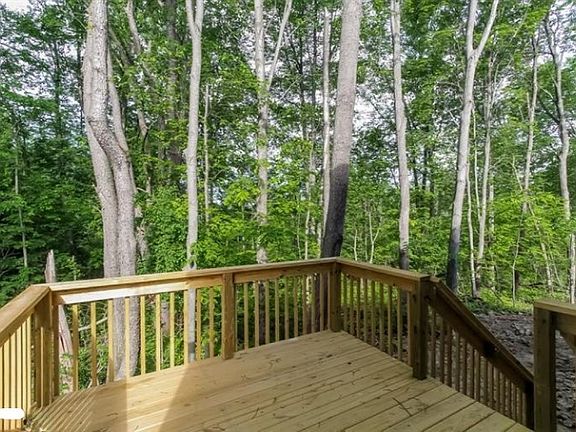2nd image of 9445 Scotsmoor Dr