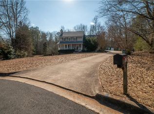 415 Lake Ridge Ct, McDonough, GA 30253