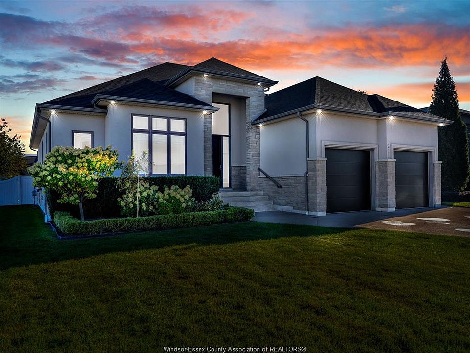 1st image of 211 Robson Rd