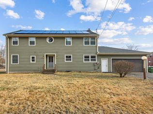 66 Camp St, Middletown, CT 06457