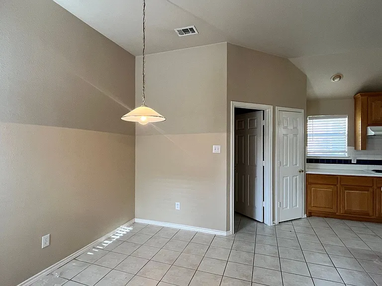 2508 Trailwest Ln — Photo 6