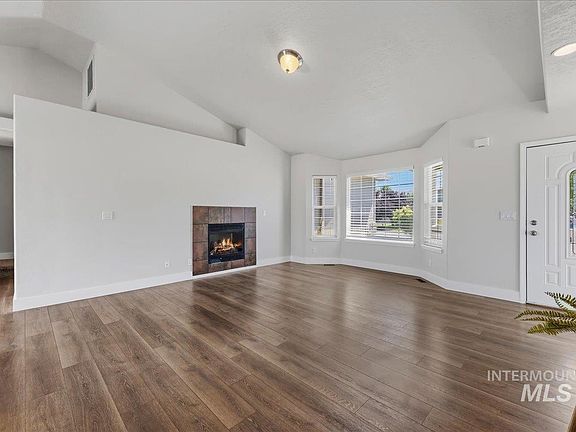 5th image of 1117 Palace Ave