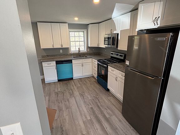 2nd image of 244 South Rd #1