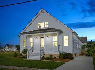 1906 Rose St, Arabi, LA 70032