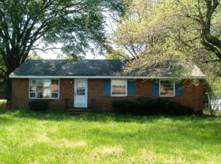 4223 McHoward Rd, North Chesterfield, VA 23237