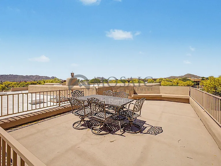 14006 E Mark Ln — Photo 35