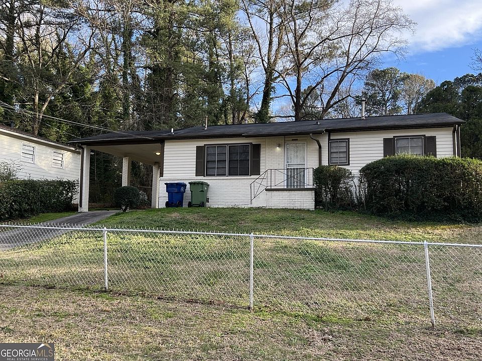 2nd image of 3770 Crosby Dr NW
