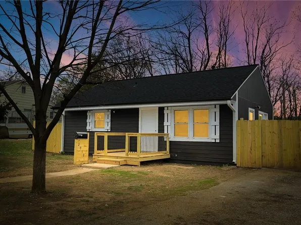 2918 S 26th St, Kansas City, KS 66106