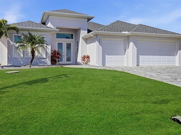 2nd image of 15272 Lakeland Cir