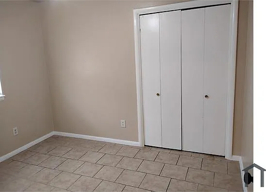 3204 N Macarthur Blvd #4 — Photo 5