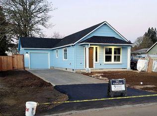 25101 E Hunter Rd, Veneta, OR 97487