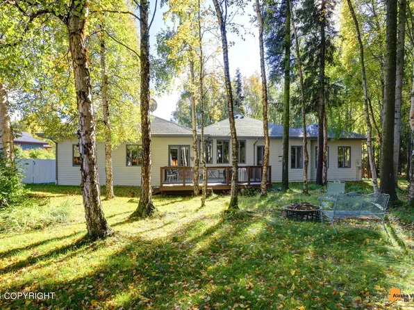 12410 Caragana Cir, Anchorage, AK 99515