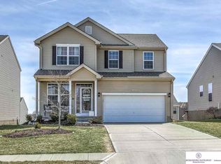 8627 S 164th St, Omaha, NE 68136