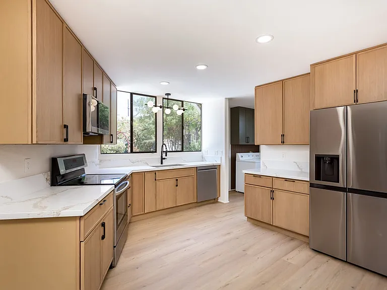 2837 Kalmia Pl — Photo 6