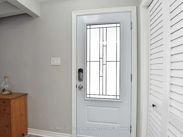 314 Bevan Dr — Photo 6