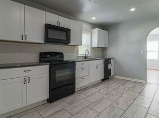 8106 Spring Valley Rd, Raytown, MO 64138