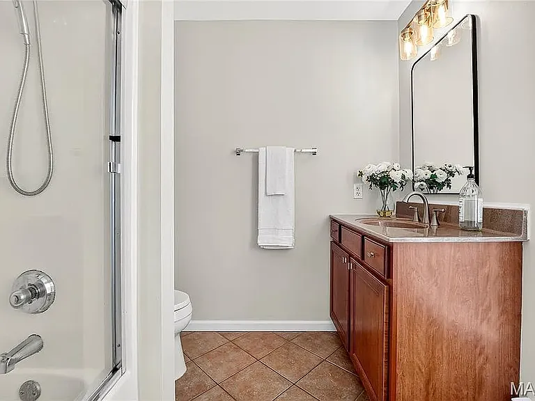 480 Coachgate Ct — Photo 7