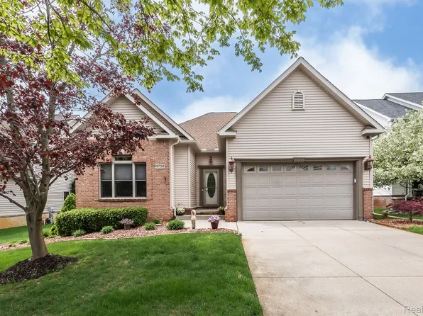 9730 Tioga Trl N, Pinckney, MI 48169