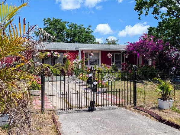 4737 Longwood Ave, Holiday, FL 34690