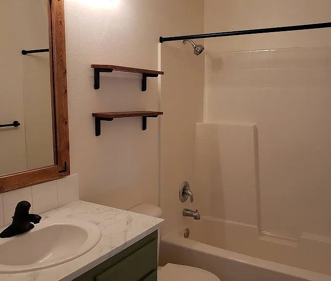11711 W Gambrell St — Photo 18