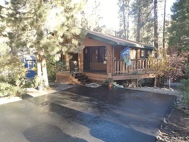 2 bed, 1000 sqft, $2,200 — Photo 3